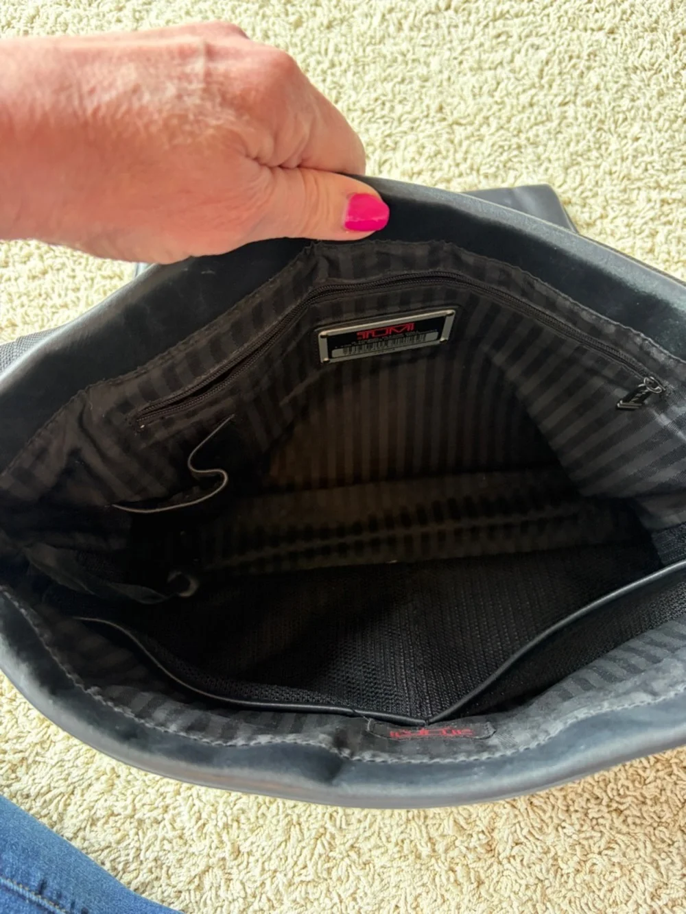 Tumi Messenger Bag Alpha Style Ballistic Nylon Leather Magnetic Flap Travel Work